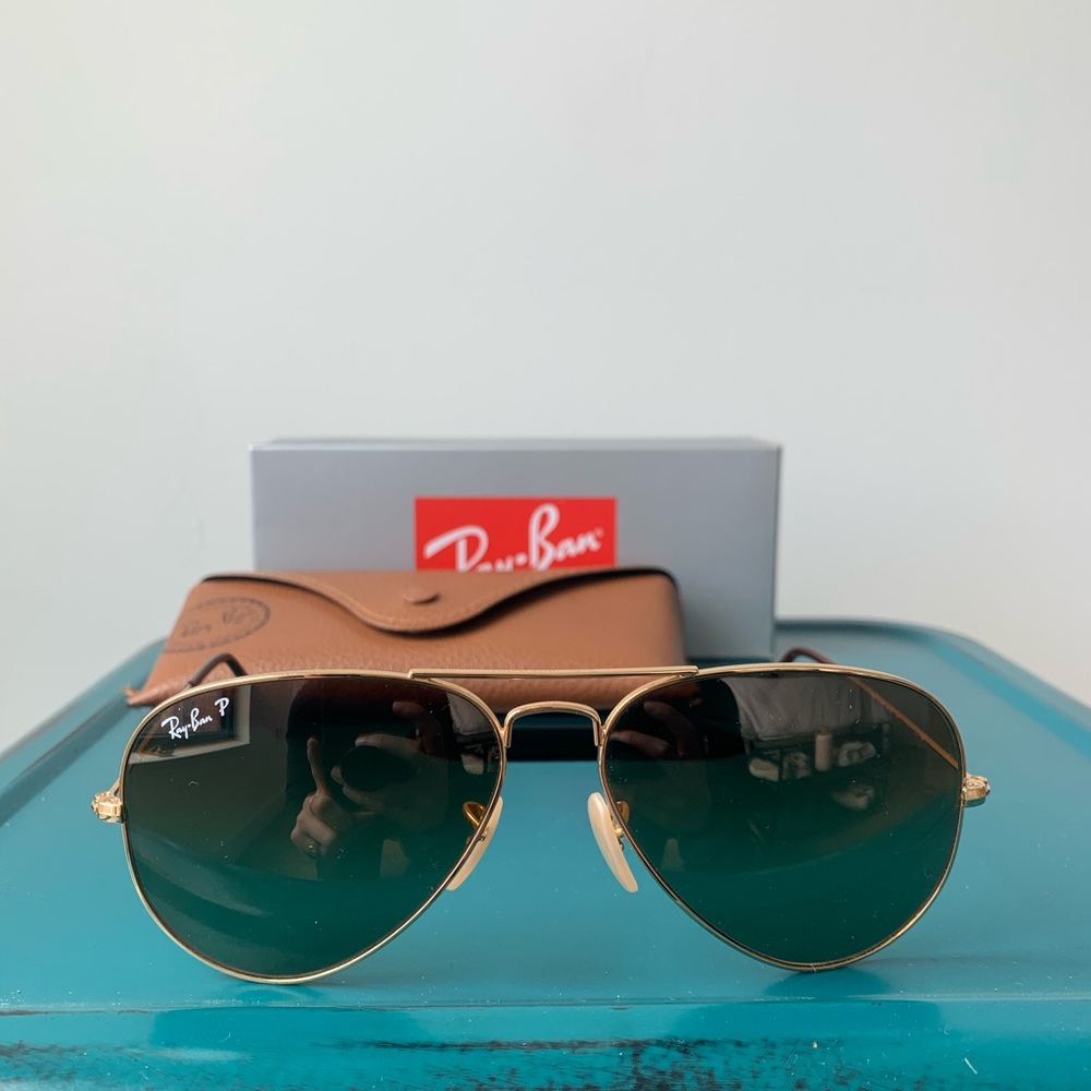 polarized lens ray ban aviators